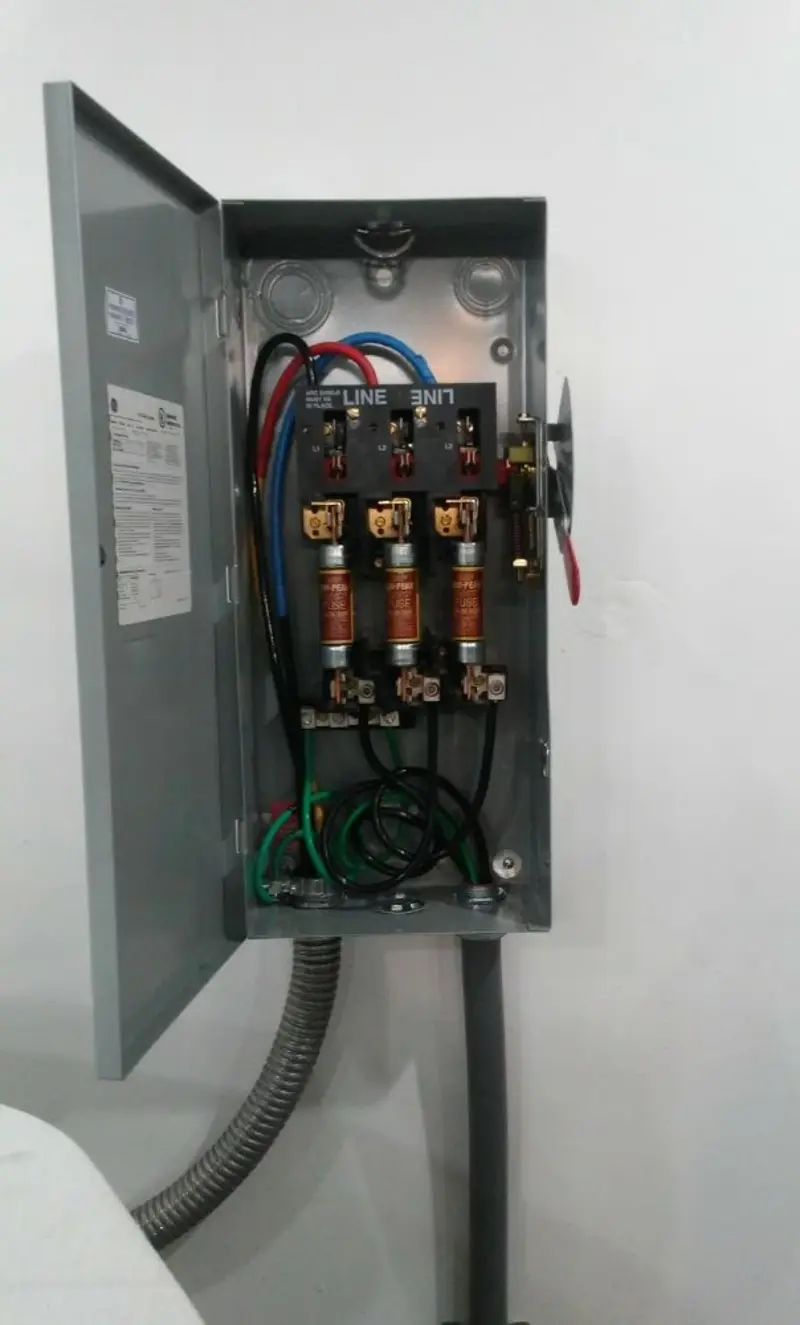 Three-phase disconnect switch installed for Smoke Detector Installation in Tiverton